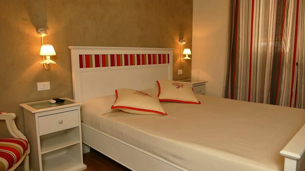 Bed & Breakfast Venezia Marina Di Carrara Ruang foto