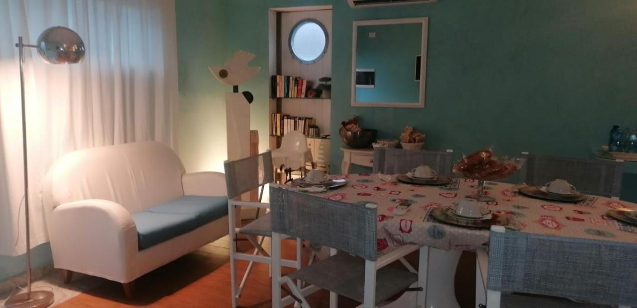 Bed & Breakfast Venezia Marina Di Carrara Bagian luar foto