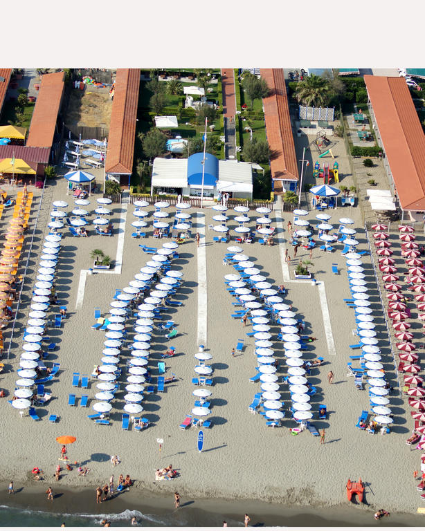 Bed & Breakfast Venezia Marina Di Carrara Bagian luar foto